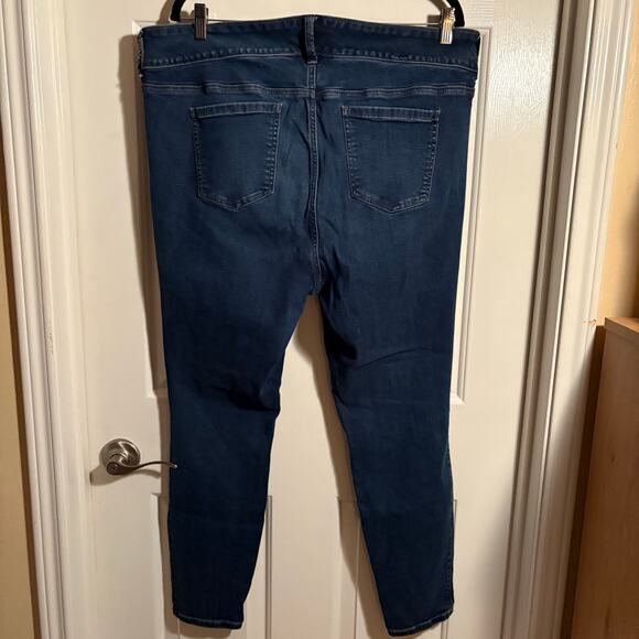 Torrid Super Soft Jegging Jeans Women’s 20R Distressed Triple Button Dark Wash - Picture 2 of 4